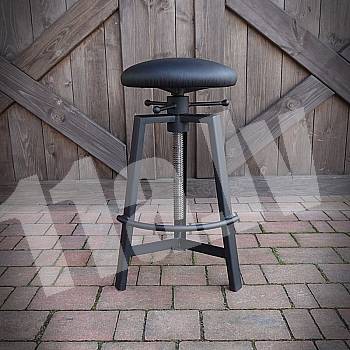 Retro style adjustable bar stool h: 570-800mm