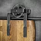 Metāla bīdāmo durvju sistēma no tērauda un čuguna koka durvīm, svars līdz 90 kg, tērauda krāsā, stiprināma pie sienas