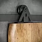 Stumdomų durų sistema medinėms durims, svoris iki 130 kg, ilgis 2 metrai, juodos spalvos, montuojamas ant sienos