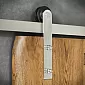 Stumdomų durų sistema vienvėrėms medinėms durims, svoris iki 130 kg, ilgis 2 metrai, pilka spalva, nerūdijantis plienas, montuojamas prie sienos
