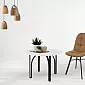 Elegantiškas apvalios formos kavos staliukas, kurio aukštis 47 cm, skersmuo 75 cm su labai atspariu įvairių spalvų laminuotu paviršiumi