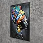 3D metallist seinakunst – Aafrika naine värvilise peakatte ja pidulike ehetega, mõõtmed 70x120 cm