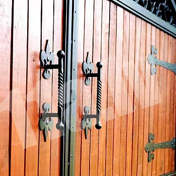 Decorative metal handle for large doors or gates, set of 2 pcs, total length 40 cm, black or white colour