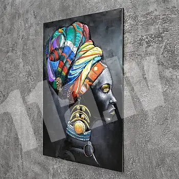 3d seinamaaling metallile, Aafrika naine pidulikes kaunistustes, 70x120 cm