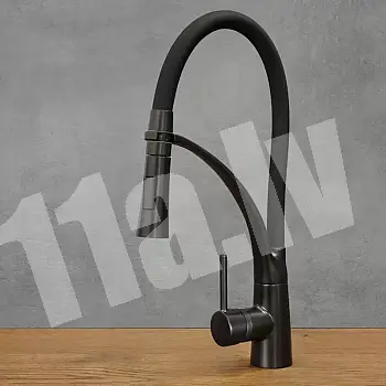 Nerūsējošā tērauda virtuves jaucējkrāns melnā krāsā, ar 360 grādiem grozāmu snīpi, augstums 43 cm, izteka garums 17 cm