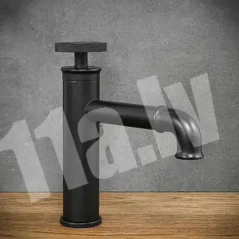 Industriālā stila vienas strūklas jaucējkrāns izgatavots no misiņa, melnā krāsā, augstums 20 cm, iztekas garums 13,5 cm