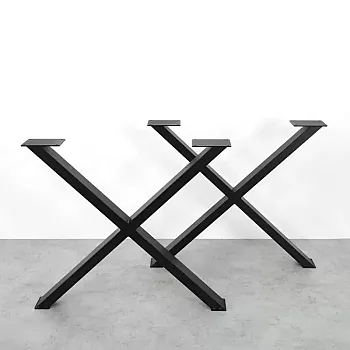 Tvirta, stilinga ir minimalistinė X formos metalinė stalo koja iš plieno, juodos spalvos, 71 cm aukščio, 82 cm pločio, 2 vnt. komplektas