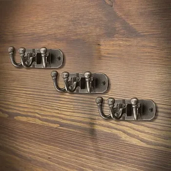 Trīskāršs āķu drēbju pakaramais komplekts 3 gab., čuguns, pīlādzis, augstums 3,5 cm