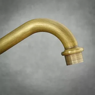 Retro stiliaus kriauklės maišytuvas iš žalvario, antikvarinės žalvario spalvos, aukštis 32 cm, snapelio ilgis 17 cm