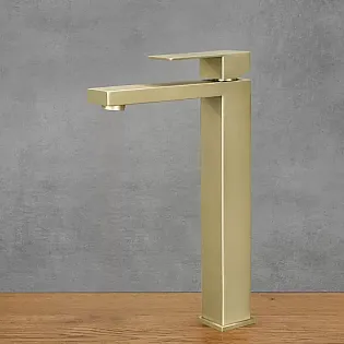 Minimalistinis matinės senovinės žalvario spalvos nerūdijančio plieno maišytuvas, aukštis 30,5 cm, snapelio ilgis 14 cm