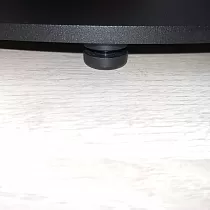 Aukštos klasės metalinis centrinis stalo pagrindas pagamintas iš plieno, stalviršiui iki 80x80 cm, aukštis 72 cm, svoris 17 kg, kelios spalvos