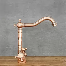 Retro-stiilis messingist roosakuldse värvi valamusegisti, kõrgus 25 cm, tila pikkus 18 cm