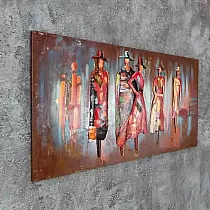 3D metallist kunstiteos, seinakunst Inimesed tänaval, punakates toonides, mõõdud 140x70cm