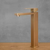 Minimalistlik roostevabast terasest antiikpronksi värvi segisti, kõrgus 30,5 cm, tila pikkus 14 cm