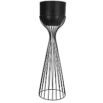 Plieninis gėlių stovas iš lenktų juodos spalvos plieno strypų ir juodo plastikinio krepšelio, aukštis 68 cm, plotis 20 cm