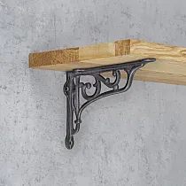 Dekoratīvie čuguna plauktu turētāji DEKORIA, 15,5x15,5cm komplektā divi gab.
