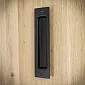 Μαύρη μεταλλική συρόμενη λαβή έλξης πόρτας από ατσάλι, μαύρο χρώμα, ύψος 16,5 cm, βάρος 250 γραμμάρια, σετ 4 τμχ.