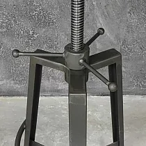 Verstellbarer Barhocker im Wild-West-Stil, Stahl-Holz, Höhe 650-950 mm