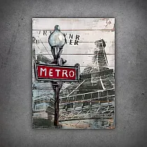 Металлическая 3D картина, настенный декор Красный знак метро у подножия Эйфелевой башни, размеры 60х80 см.